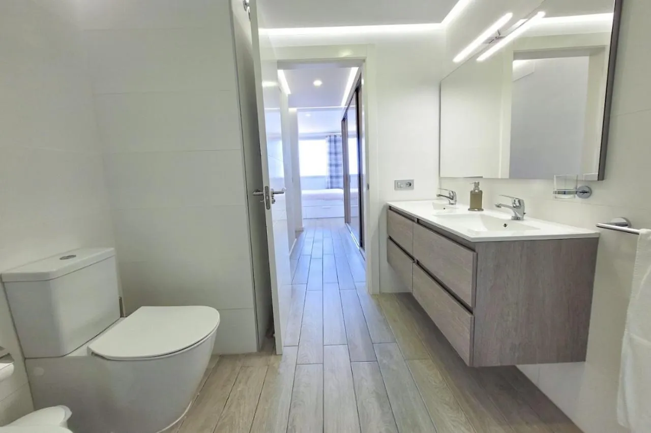 Ocean Garden Sunset Apartment - Heated Swimming Pool Free Wifi 아데제