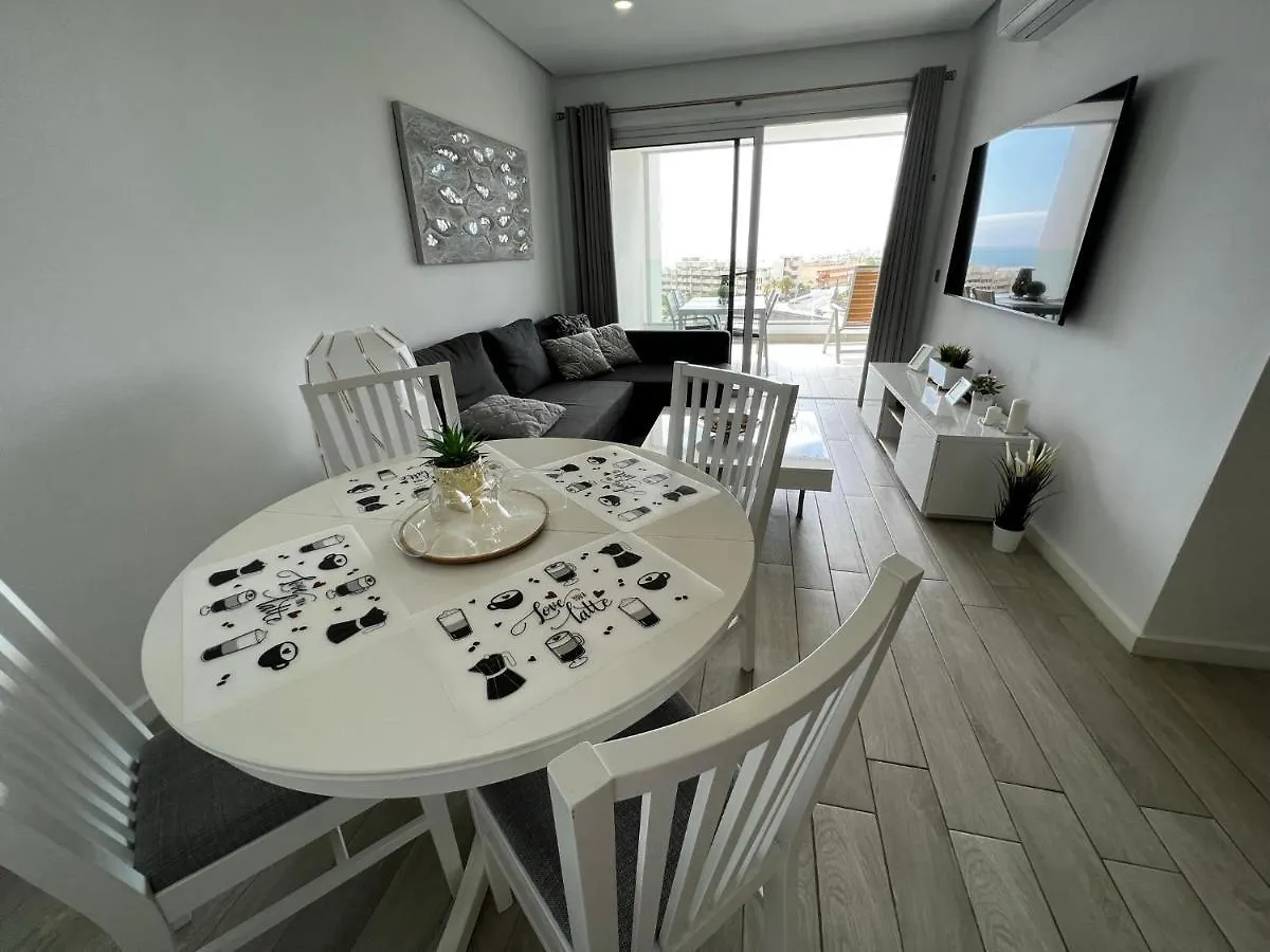 Ocean Garden Sunset Apartment - Heated Swimming Pool Free Wifi 아데제