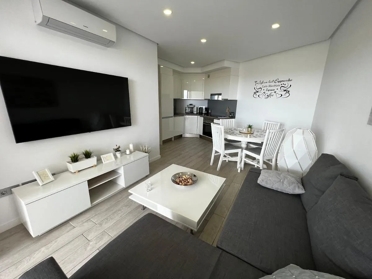 Ocean Garden Sunset Apartment - Heated Swimming Pool Free Wifi 아데제 0*,  스페인